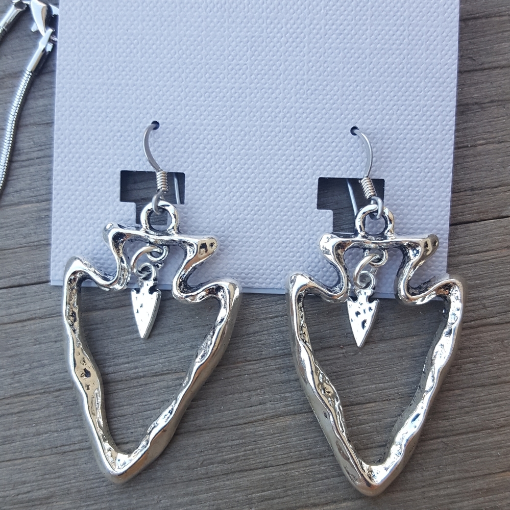Antique Silver Arrowhead Earrings. KC CHIEFS!